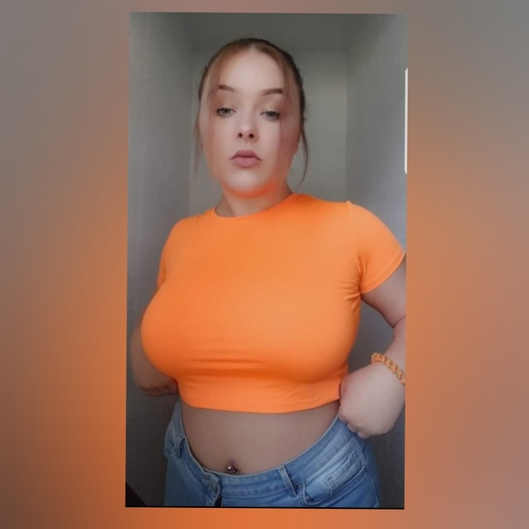 Meet your Posher, Mercedez - Picture 1 of 1